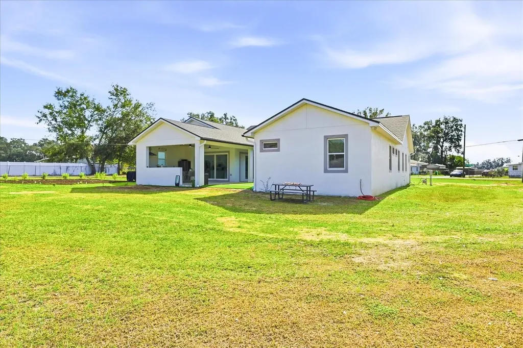 4210 Thonotosassa Road Plant City FL 33565