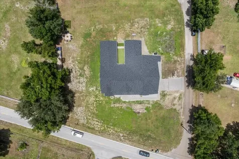 4210 Thonotosassa Road Plant City FL 33565
