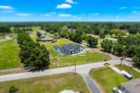 4210 Thonotosassa Road Plant City FL 33565