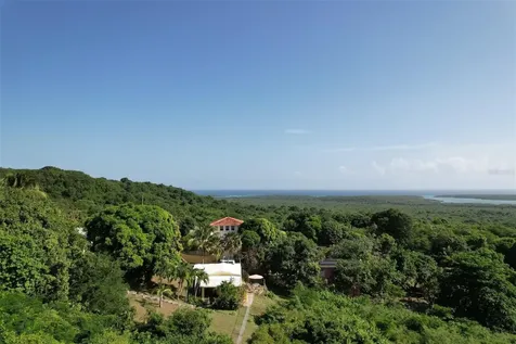 Number 28 Destino Vieques PR 00765