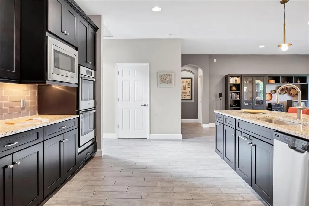 6347 Anise Drive Sarasota FL 34238