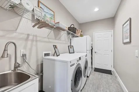 6347 Anise Drive Sarasota FL 34238