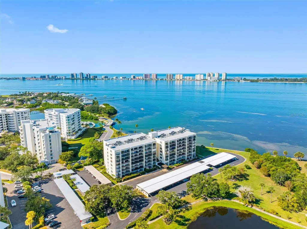 100 Oakmont Lane Belleair FL 33756