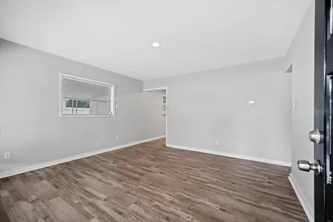 305 E Bougainvillea Avenue Tampa FL 33612
