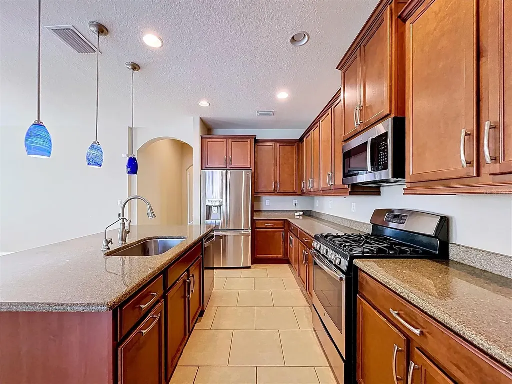 6507 Nestall Court Apollo Beach FL 33572