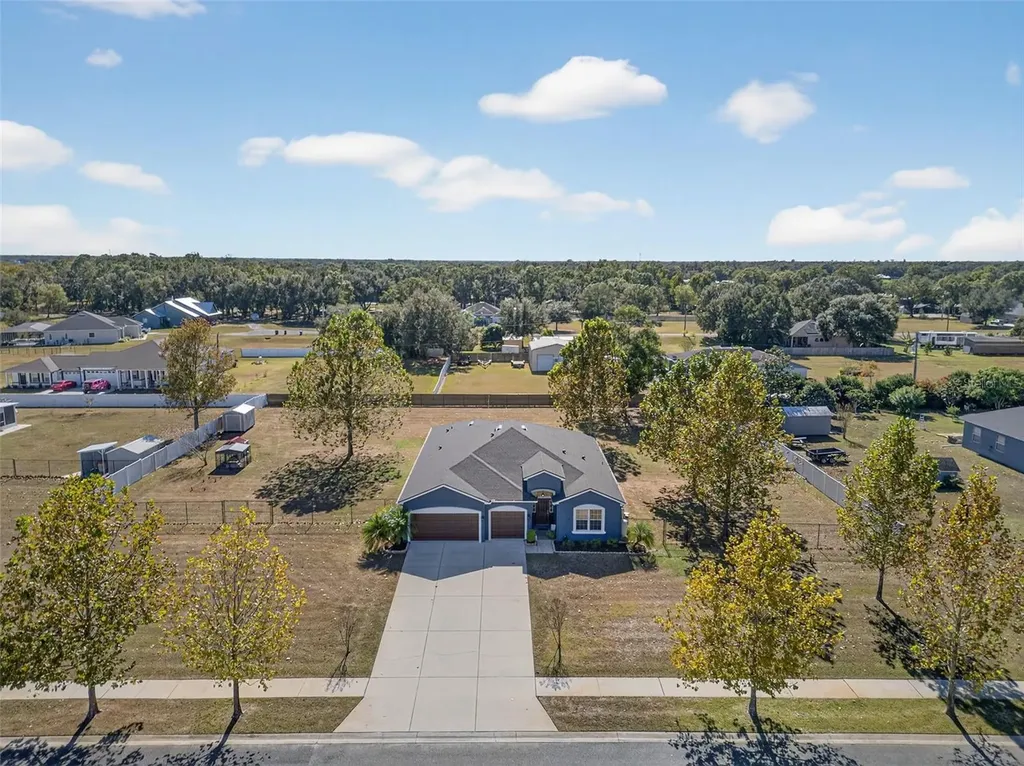 4645 Executive Meadows Drive Plant City FL 33567