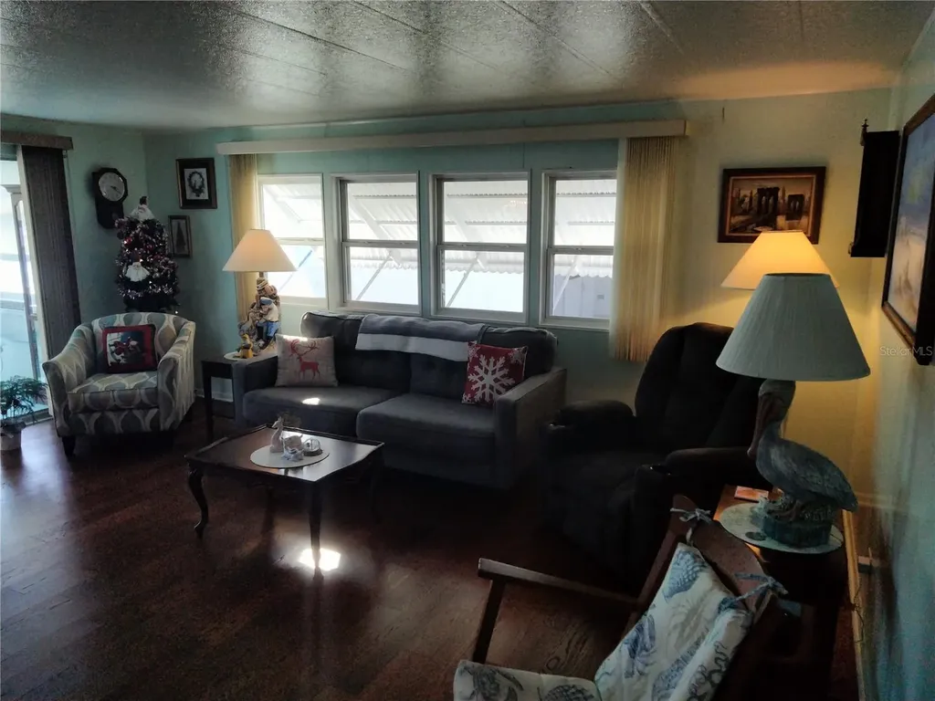 3806 Bywater Drive Holiday FL 34691