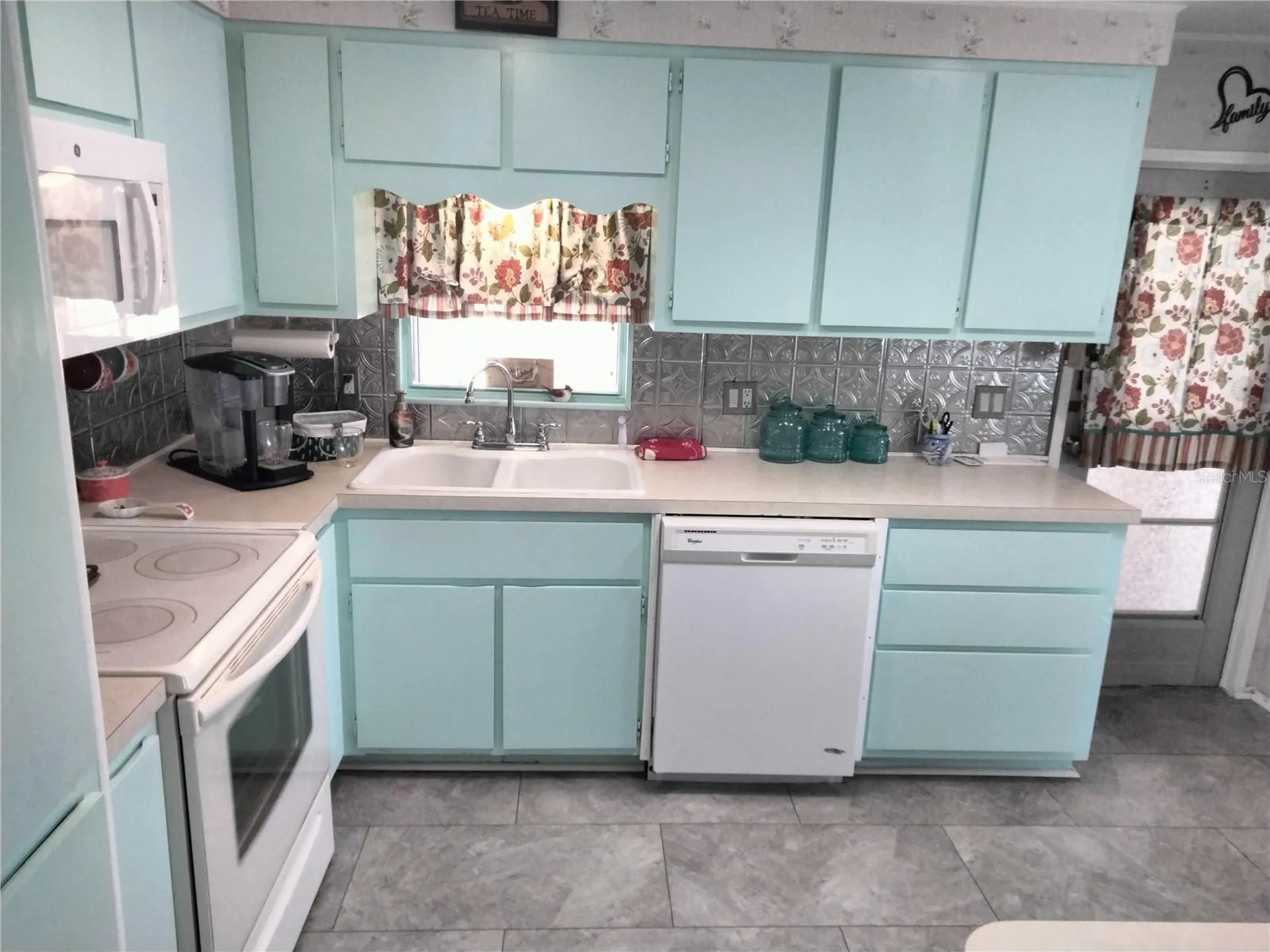 3806 Bywater Drive Holiday FL 34691