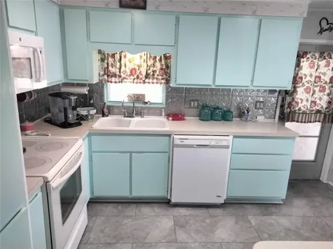 3806 Bywater Drive Holiday FL 34691