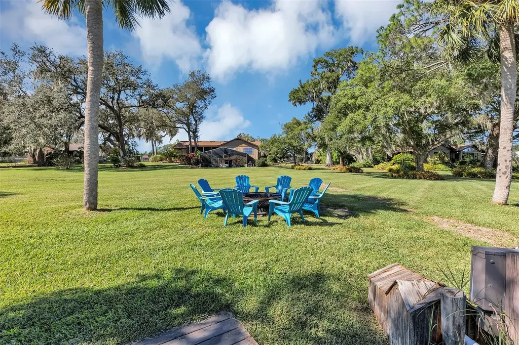 38922 Ella Drive Lady Lake FL 32159