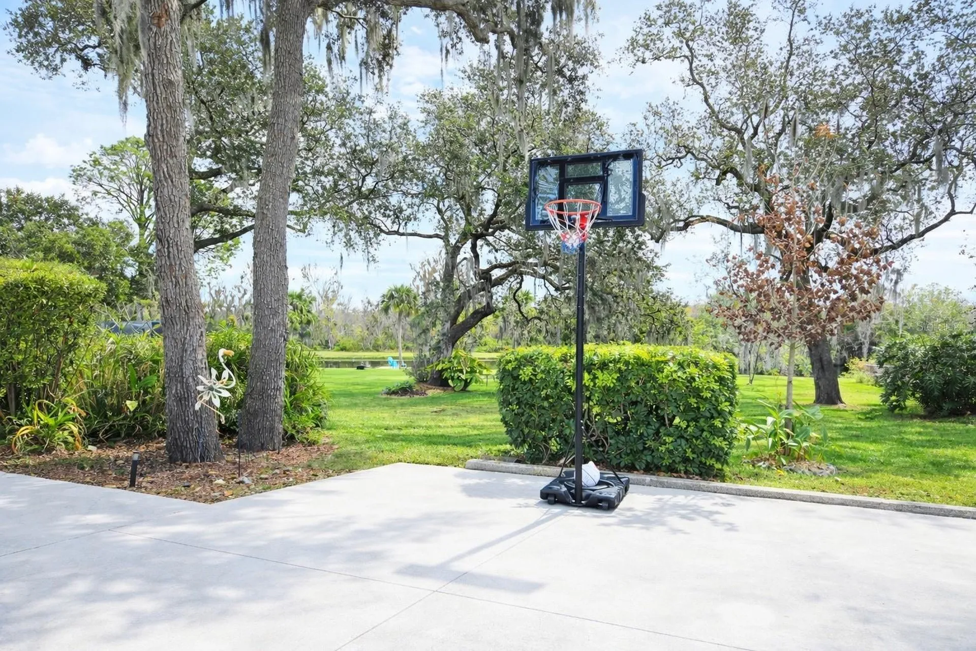 38922 Ella Drive Lady Lake FL 32159