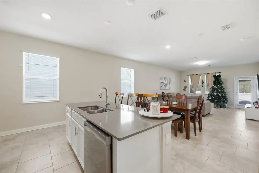 4303 Seven Canyons Drive Kissimmee FL 34746