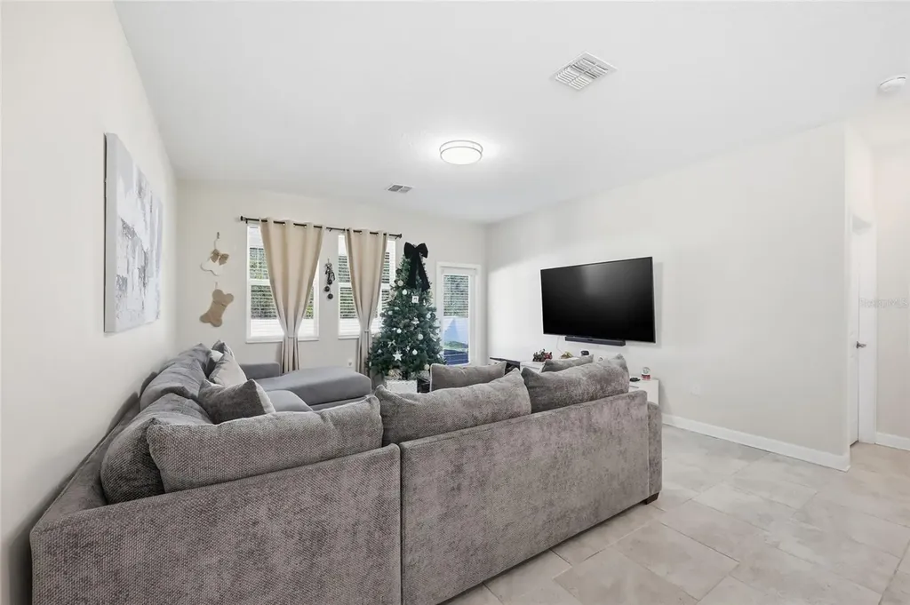 4303 Seven Canyons Drive Kissimmee FL 34746