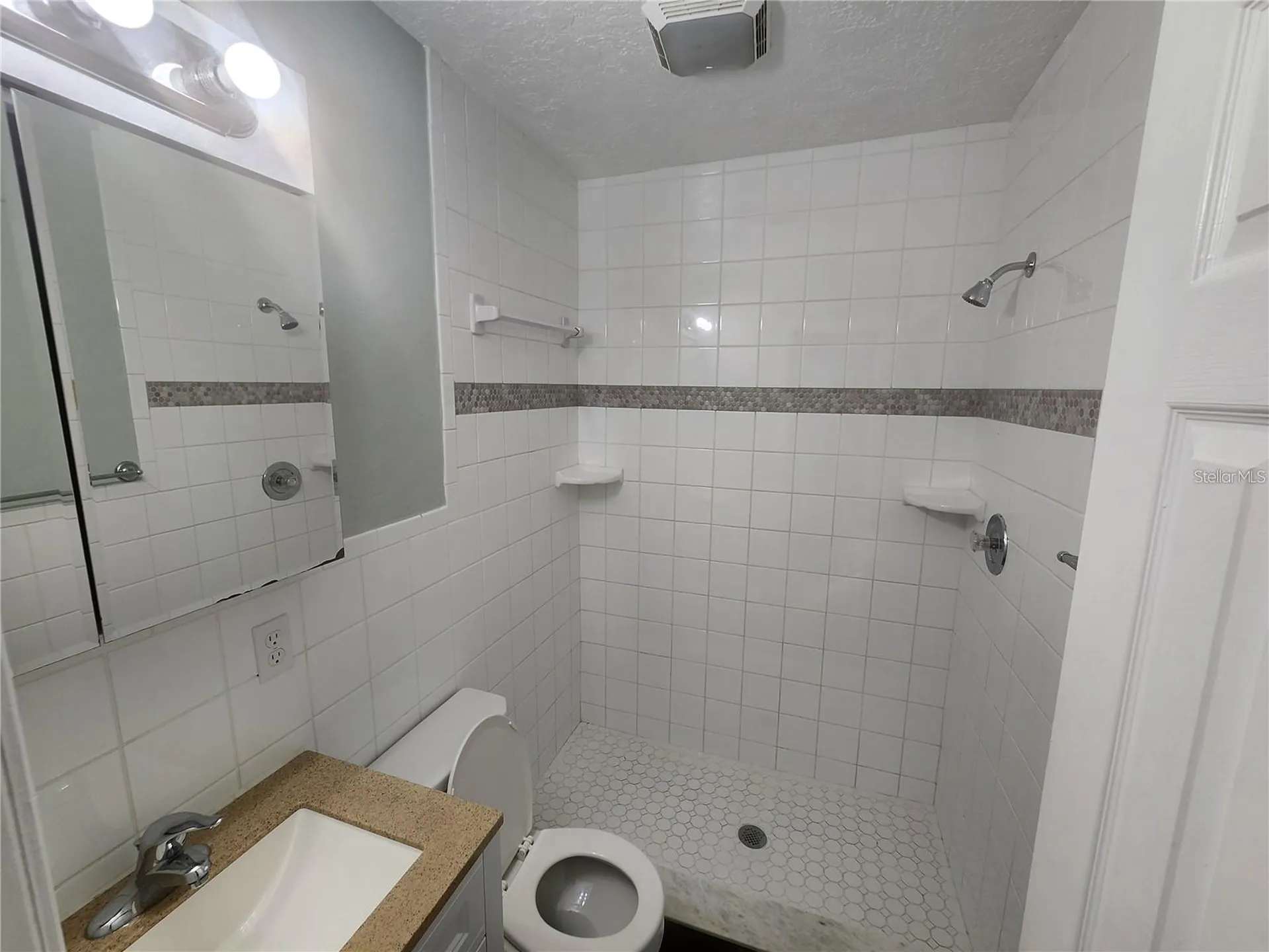 109 21st Street NE Bradenton FL 34208