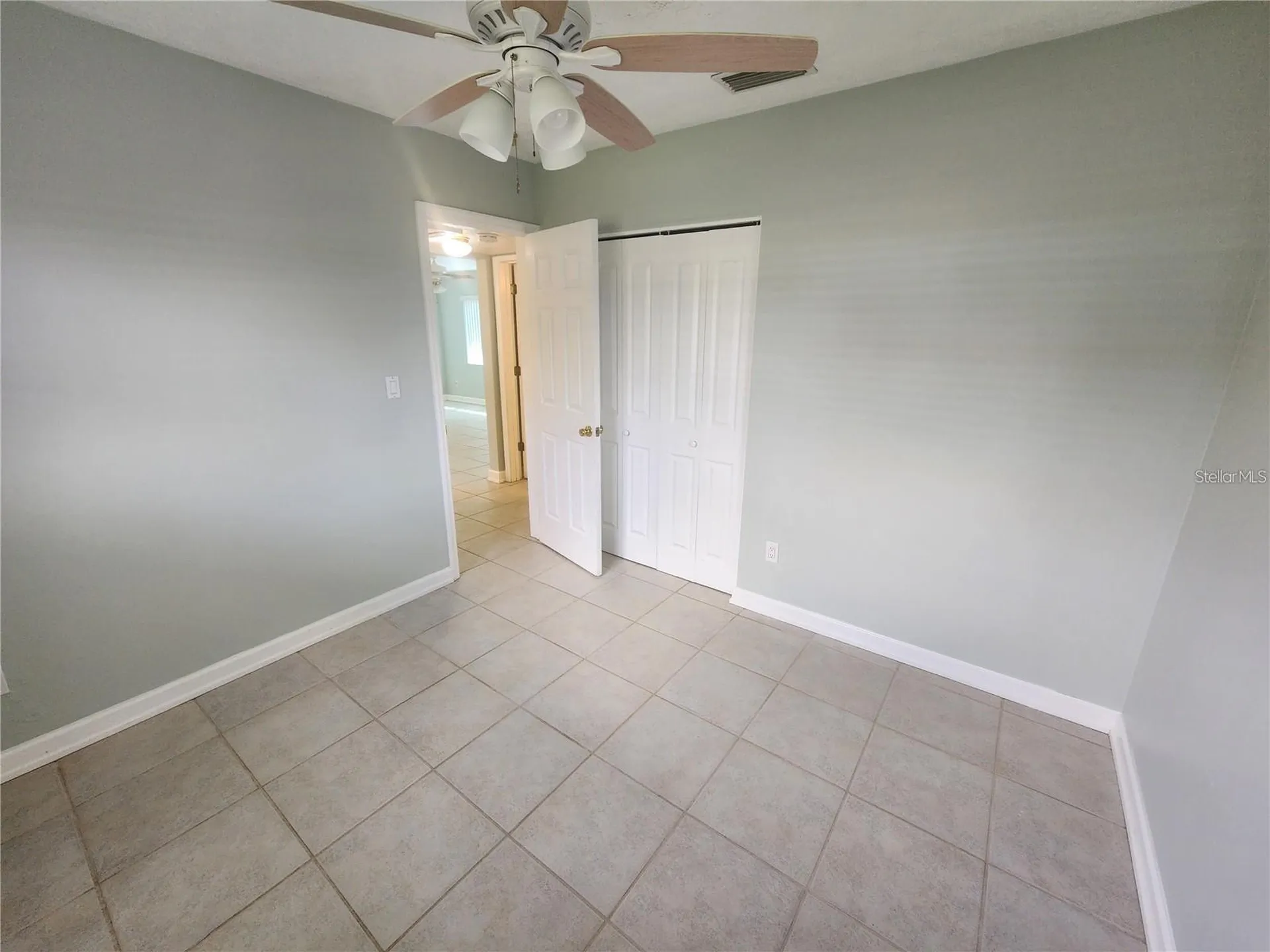 109 21st Street NE Bradenton FL 34208