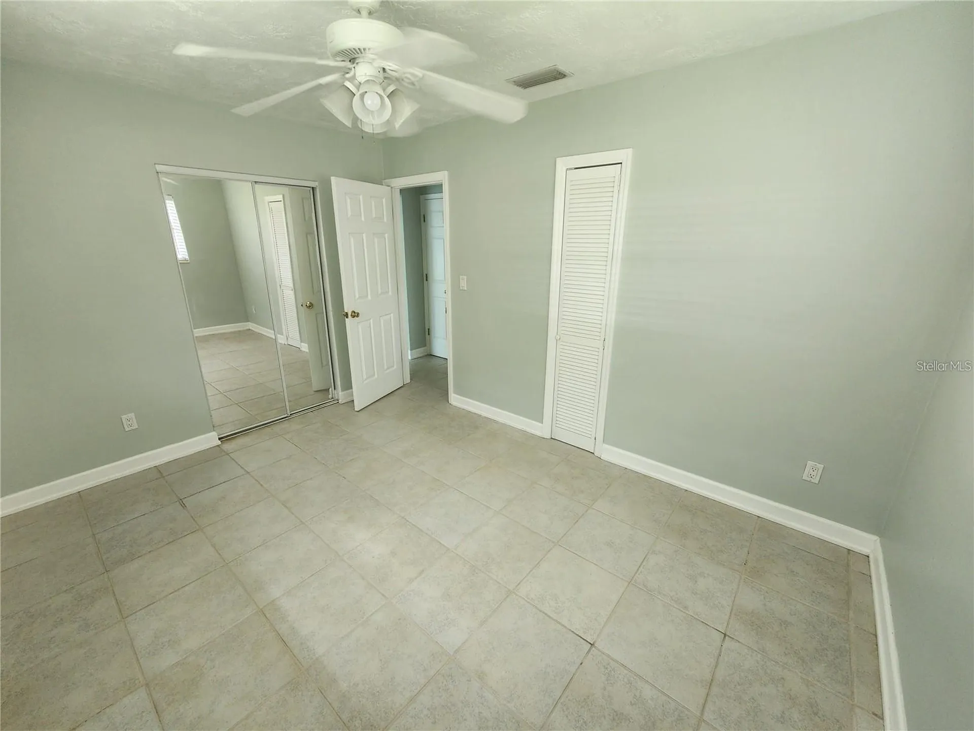 109 21st Street NE Bradenton FL 34208