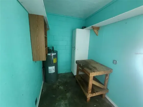 109 21st Street NE Bradenton FL 34208