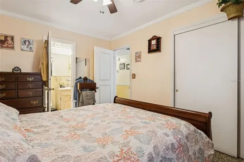 305 N Lauber Way Tampa FL 33609