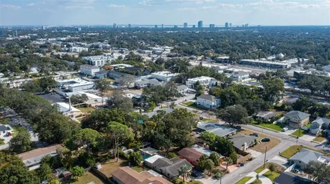 305 N Lauber Way Tampa FL 33609