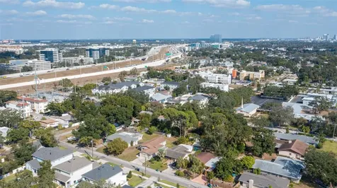 305 N Lauber Way Tampa FL 33609