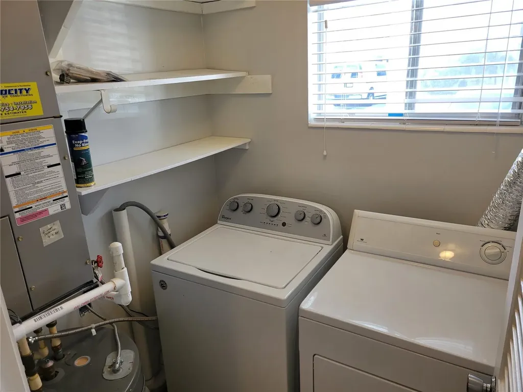 2009 Canal Drive Bradenton FL 34207