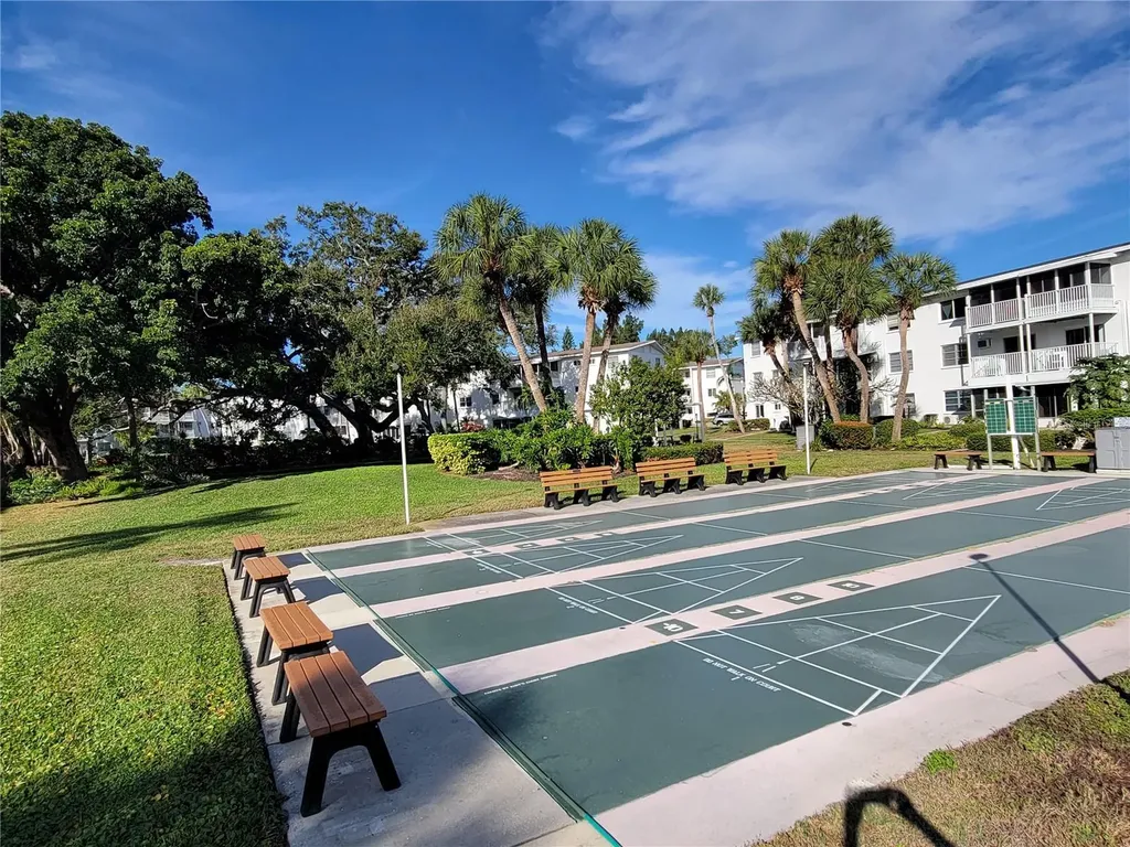 2009 Canal Drive Bradenton FL 34207