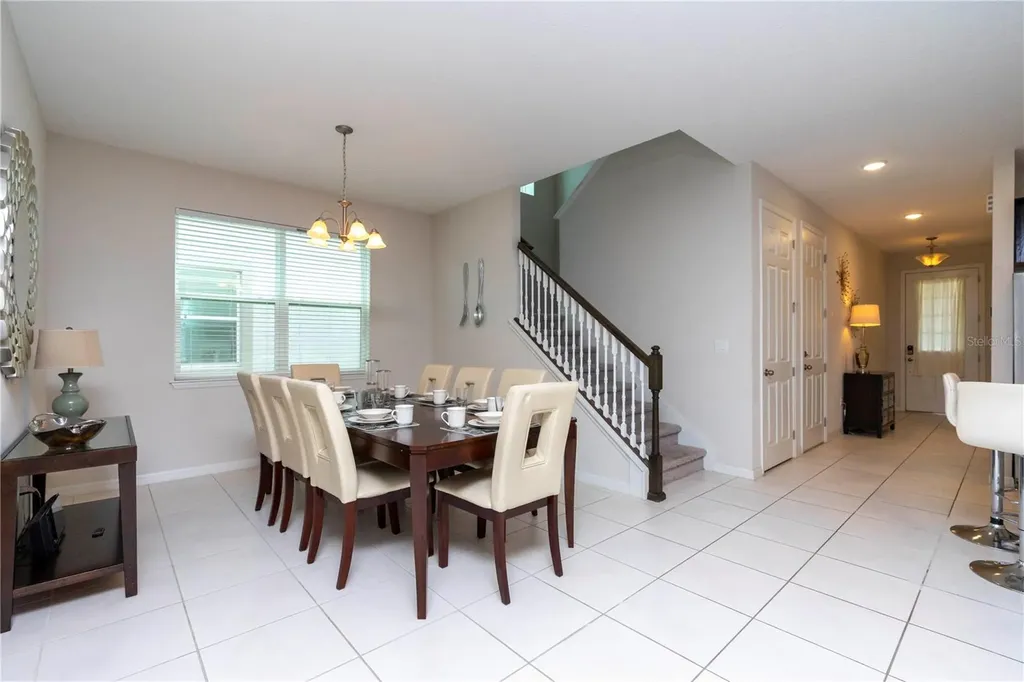 9039 Pelican Cove Trace Kissimmee FL 34747