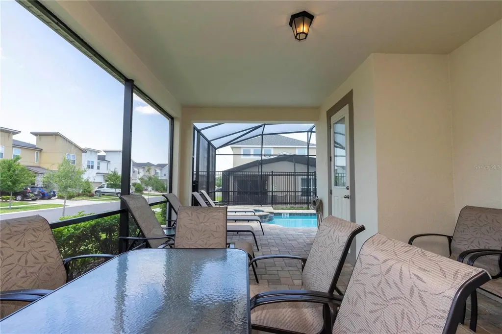 9039 Pelican Cove Trace Kissimmee FL 34747