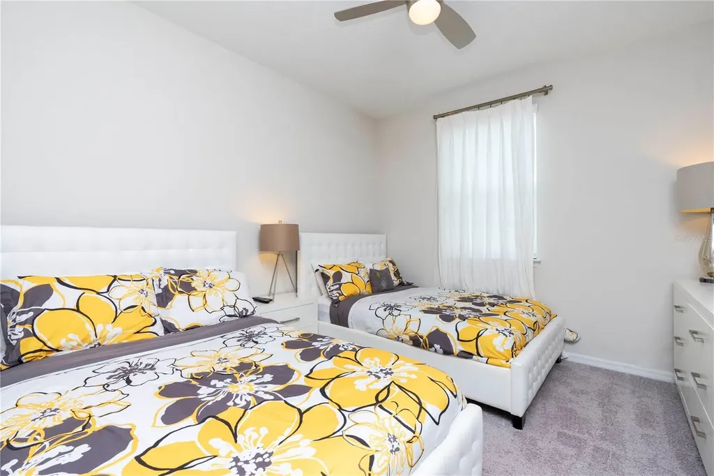 9039 Pelican Cove Trace Kissimmee FL 34747