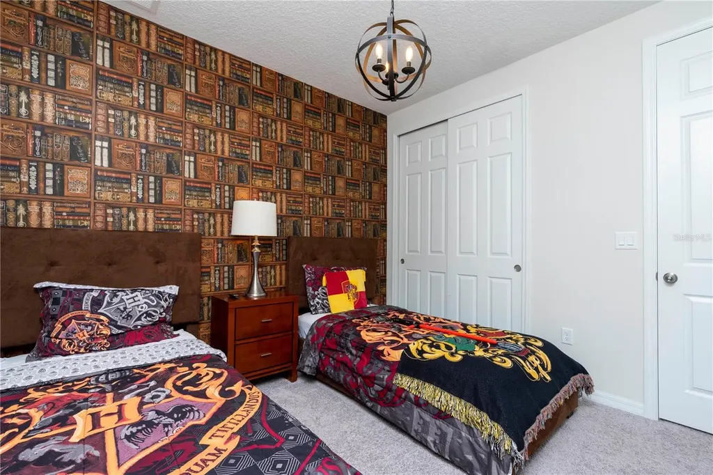 9039 Pelican Cove Trace Kissimmee FL 34747