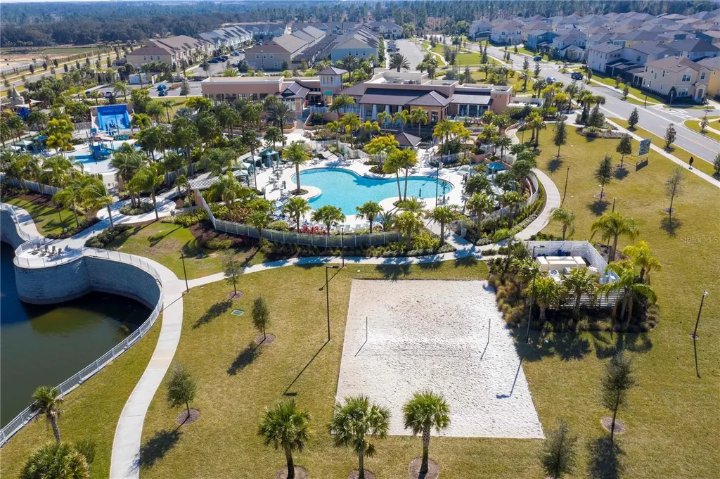9039 Pelican Cove Trace Kissimmee FL 34747