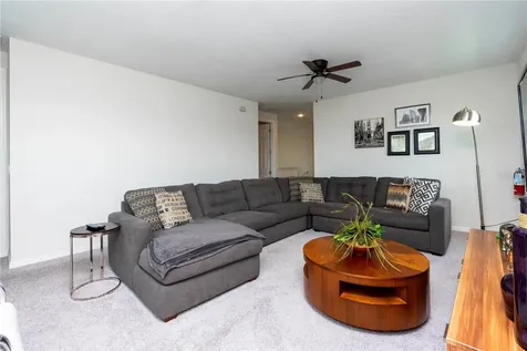 9039 Pelican Cove Trace Kissimmee FL 34747