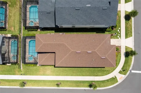 9039 Pelican Cove Trace Kissimmee FL 34747
