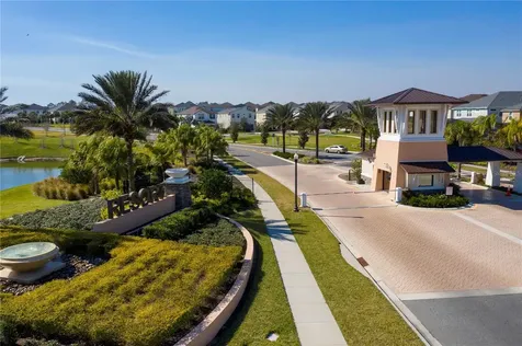9039 Pelican Cove Trace Kissimmee FL 34747