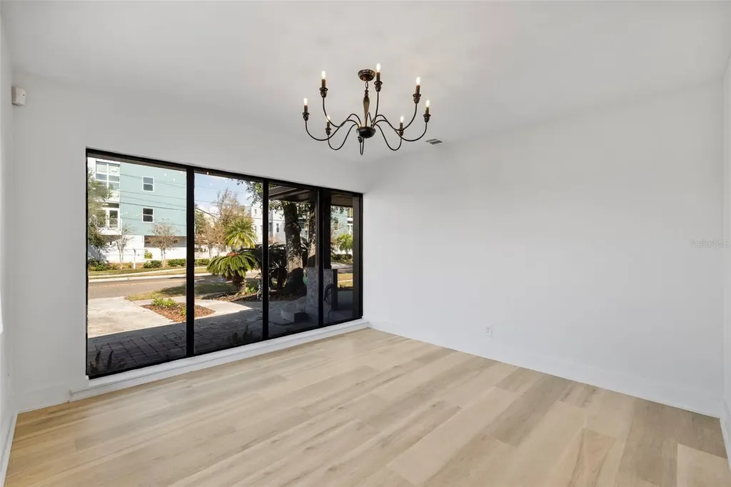3406 W Swann Avenue Tampa FL 33609