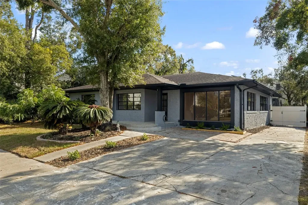 3406 W Swann Avenue Tampa FL 33609