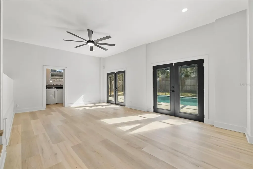 3406 W Swann Avenue Tampa FL 33609