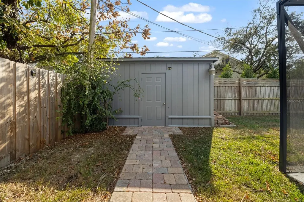 3406 W Swann Avenue Tampa FL 33609