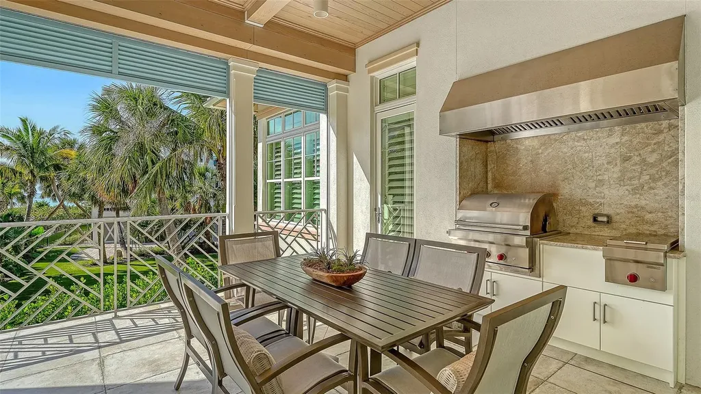 5005 Gulf Of Mexico Drive Longboat Key FL 34228