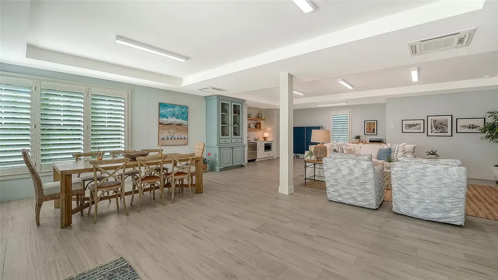 5005 Gulf Of Mexico Drive Longboat Key FL 34228