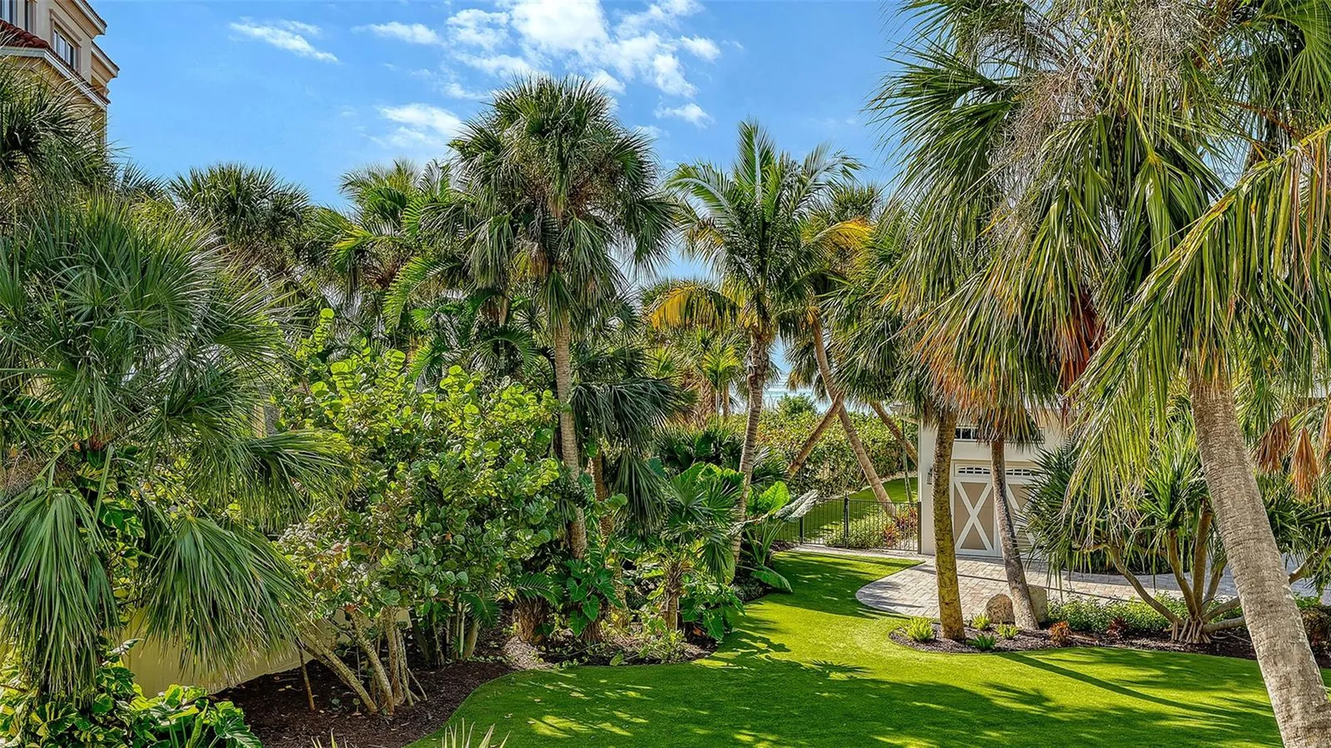 5005 Gulf Of Mexico Drive Longboat Key FL 34228