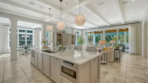 5005 Gulf Of Mexico Drive Longboat Key FL 34228
