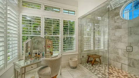 5005 Gulf Of Mexico Drive Longboat Key FL 34228