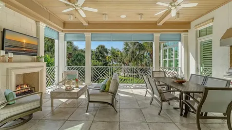 5005 Gulf Of Mexico Drive Longboat Key FL 34228