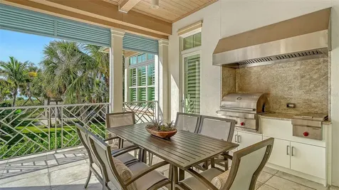 5005 Gulf Of Mexico Drive Longboat Key FL 34228