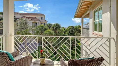 5005 Gulf Of Mexico Drive Longboat Key FL 34228