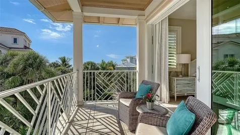 5005 Gulf Of Mexico Drive Longboat Key FL 34228