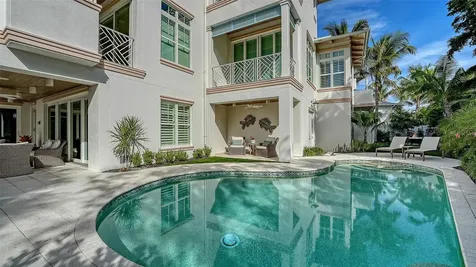 5005 Gulf Of Mexico Drive Longboat Key FL 34228