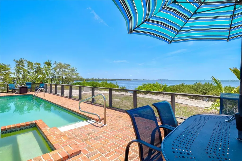 6928 26th Street W Bradenton FL 34207