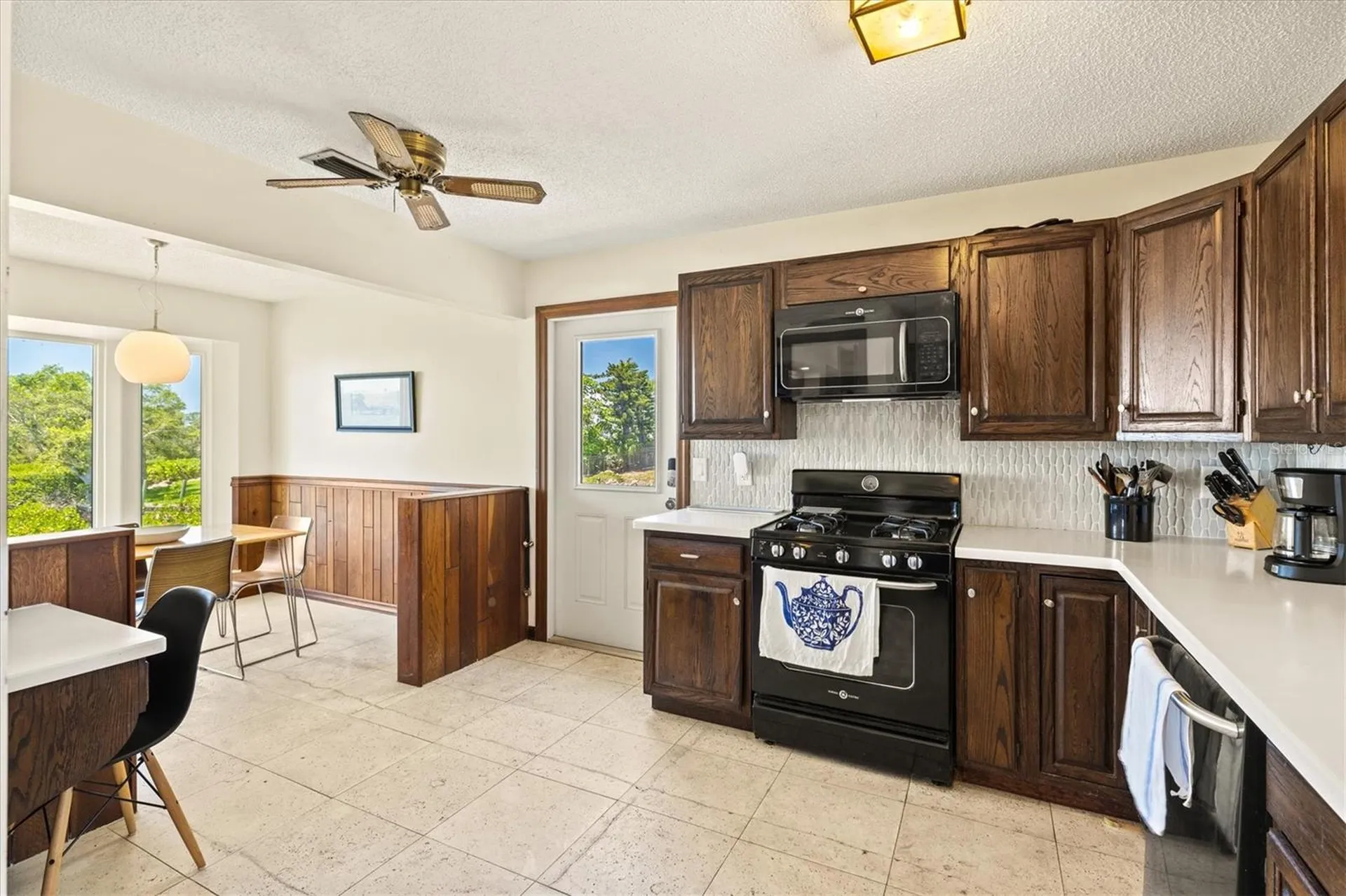 6928 26th Street W Bradenton FL 34207
